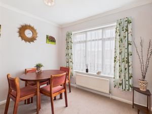 Dining Room- click for photo gallery